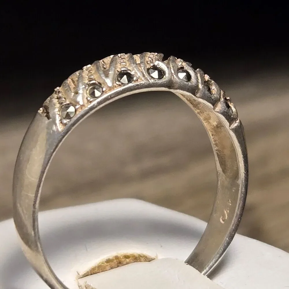 Marcasite vintage sterling silver ring sz 9